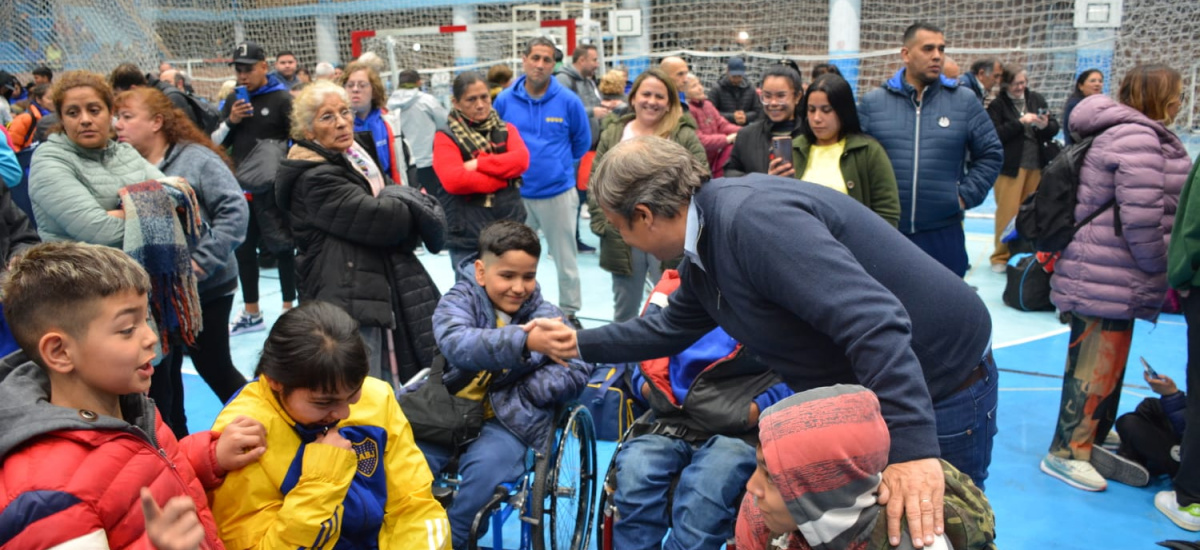 Una delegación récord de 340 deportistas brownianos partió a la final de los juegos bonaerenses